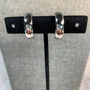 Epiphany .925 Sterling Thailand Hoop Earrings. 3/4" x 1/4". (425)